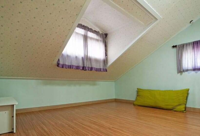 Gyeongju Stella Pension