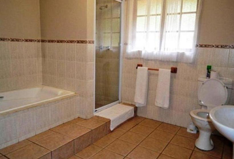 Отель Ascot Bush Lodge