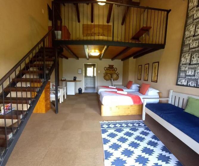 Отель Ascot Bush Lodge