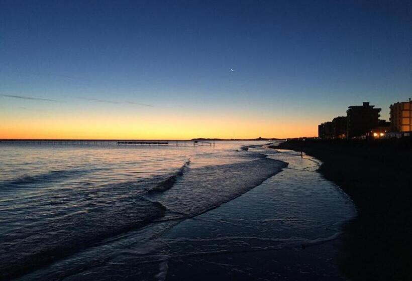 ホテル Dea Della Salute