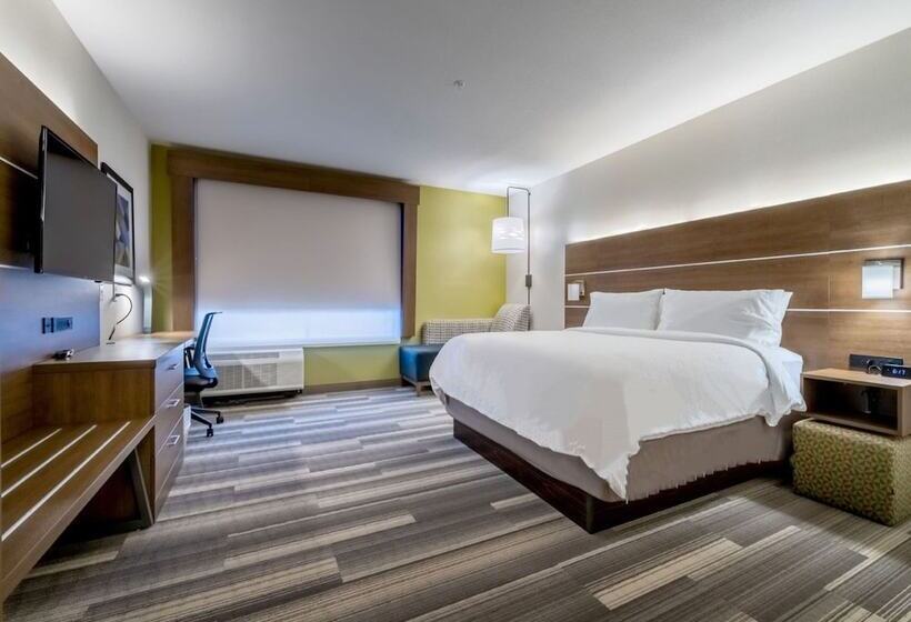 Отель Holiday Inn Express & Suites Marion, An Ihg