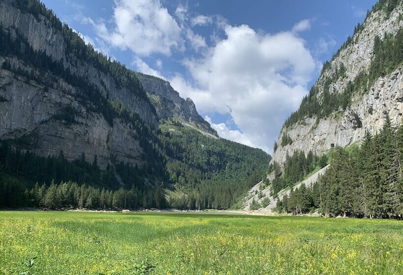 فندق Hôtel Lapiaz & Spa   Flaine