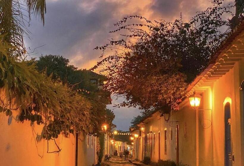 בית מלון כפרי Mai Chameguin Hospedagens Paraty