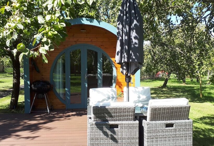 Отель Orchard Farm Luxury Glamping
