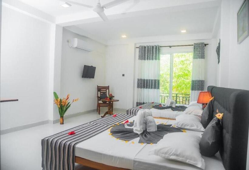 Отель Sapid Luck Yala Safari