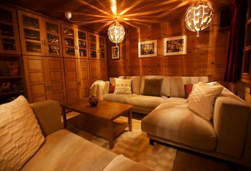 فندق Snowball Chalet At Madarao Mountain