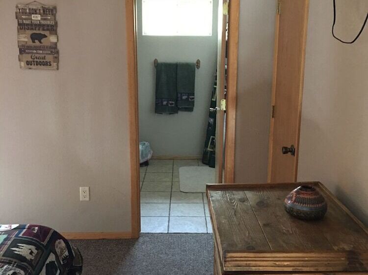 酒店 The Lodge At Lazy Bear Retreat