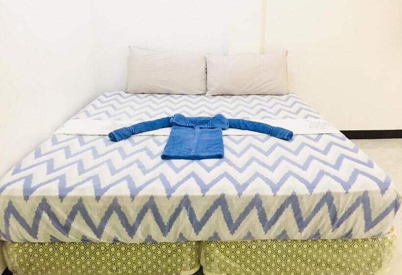 هتل Villa Consolacion Resort