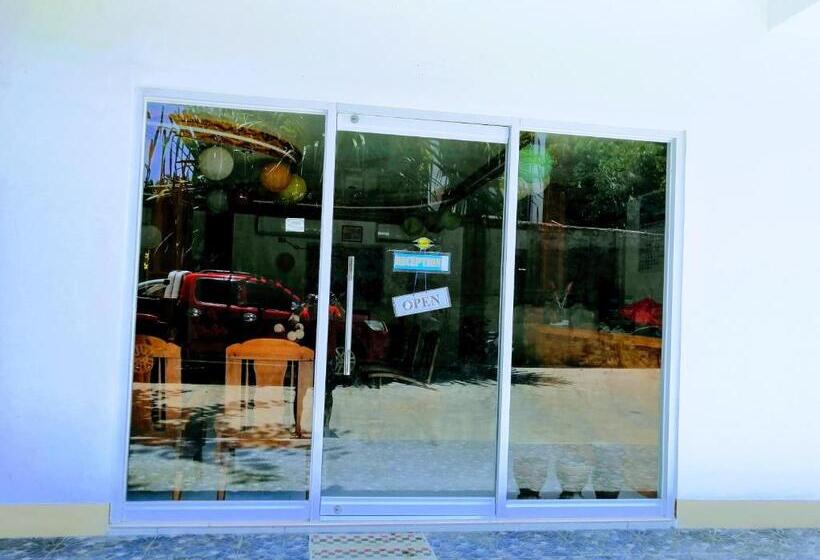 هتل Villa Consolacion Resort