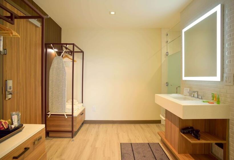 فندق Wyndham Garden North Bergen   Secaucus