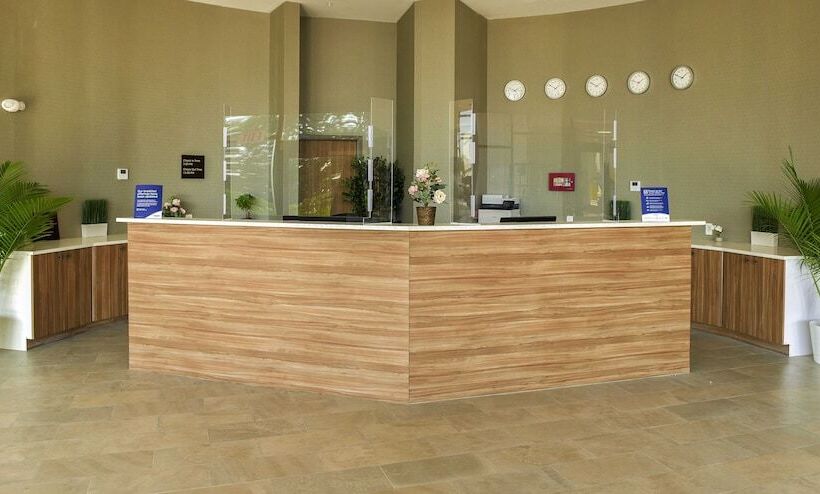 فندق Wyndham Garden North Bergen   Secaucus