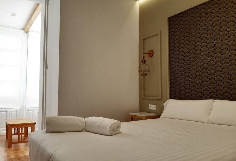 فندق Alda Triacastela