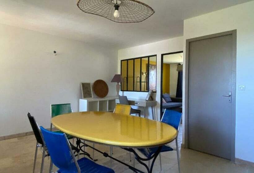 Le Cyprès De Casimir