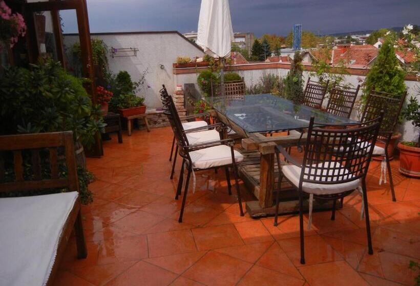 بنسيون Villa Lucia   Apartments&rooms