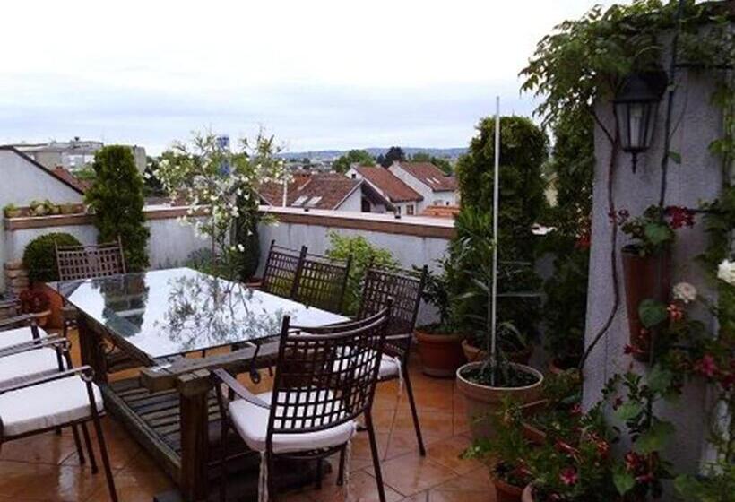 بنسيون Villa Lucia   Apartments&rooms