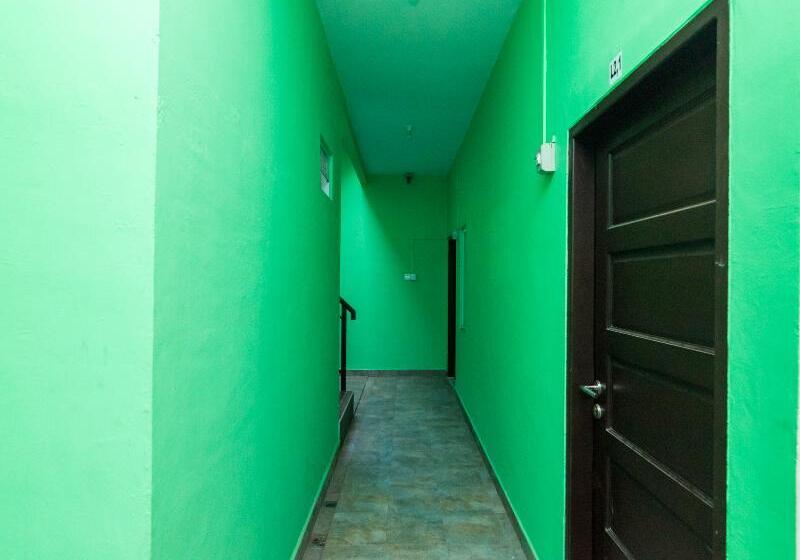 ホテル Oyo 1917 Mamora Residence