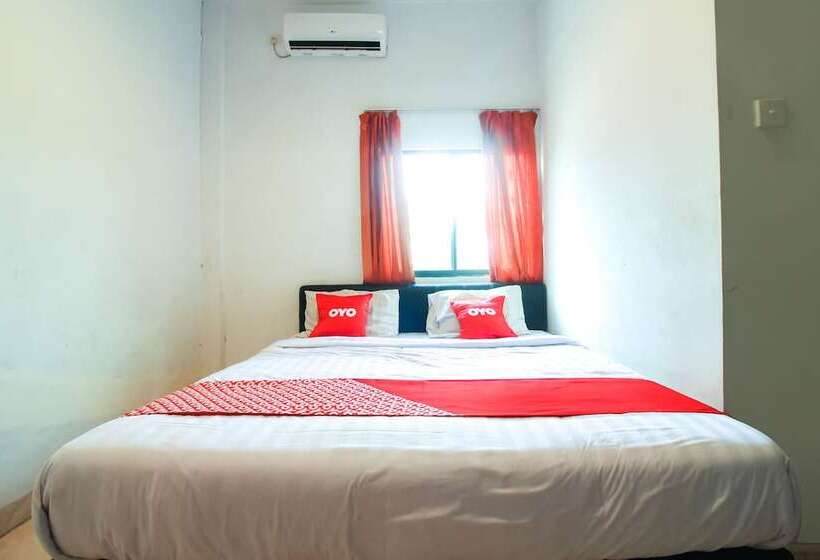 فندق Oyo 1969 Wisma Sari
