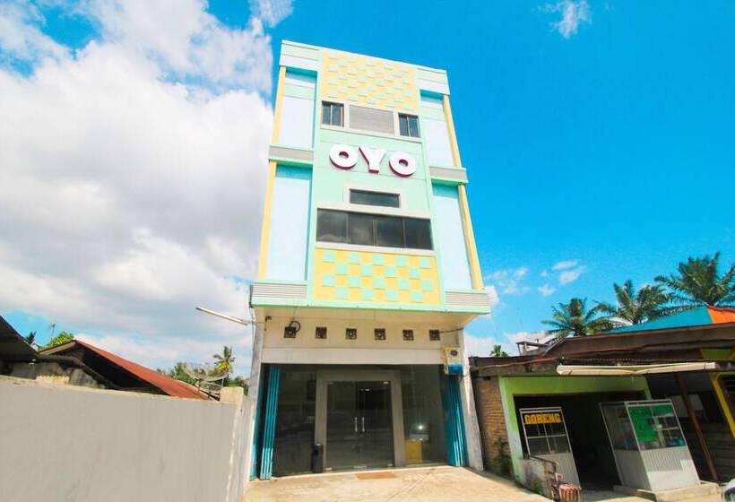 فندق Oyo 1969 Wisma Sari