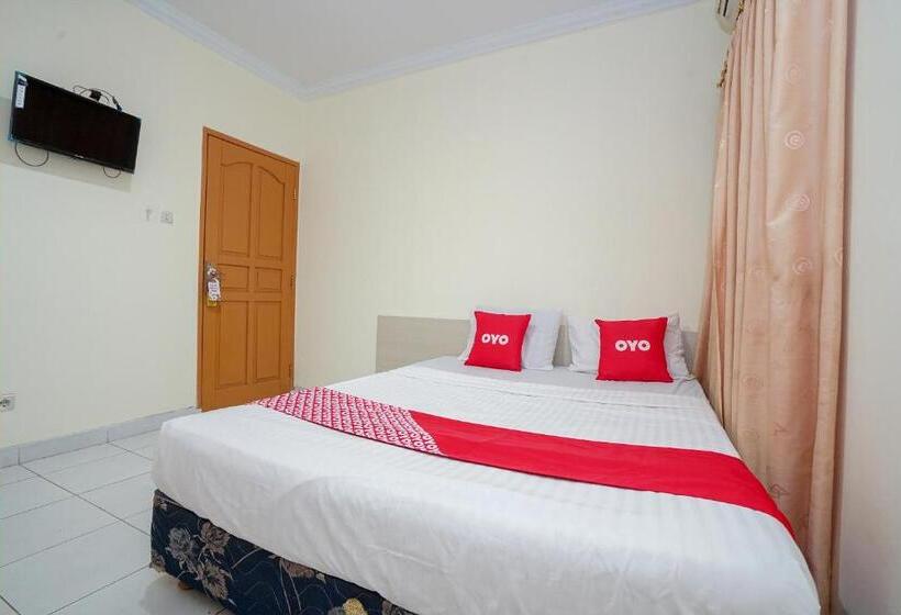 Отель Oyo 2025 Wisma Musdalifa