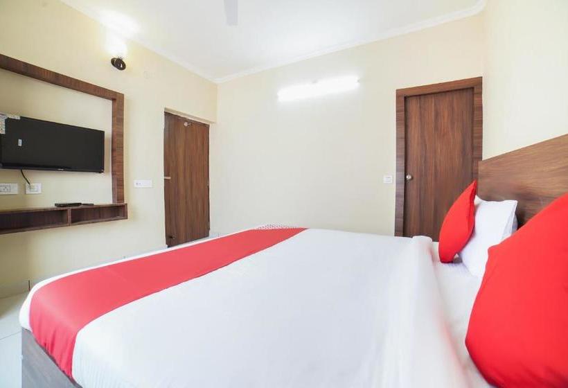 בית מלון כפרי Oyo 62368  Pearl Inn