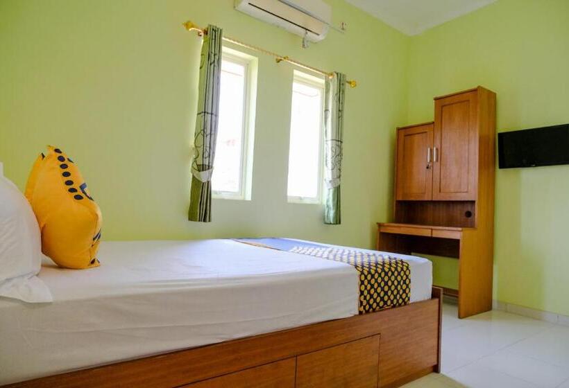 ホテル Spot On 2032 Kalyca Kos Family Syariah