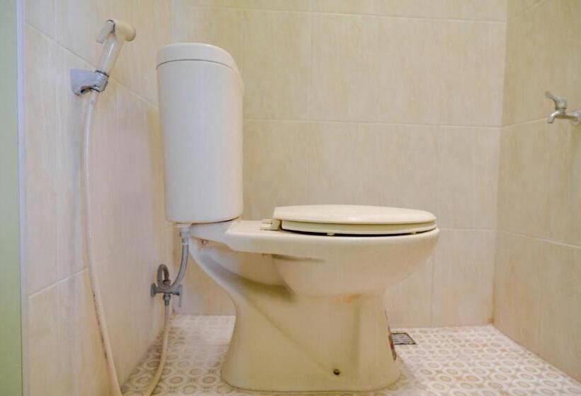 ホテル Spot On 2032 Kalyca Kos Family Syariah