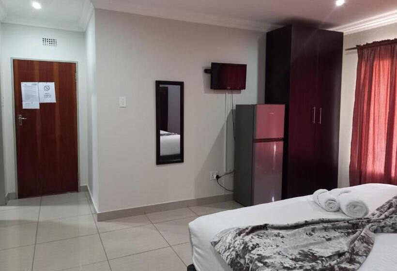 Khayalami Hotel   Emalahleni