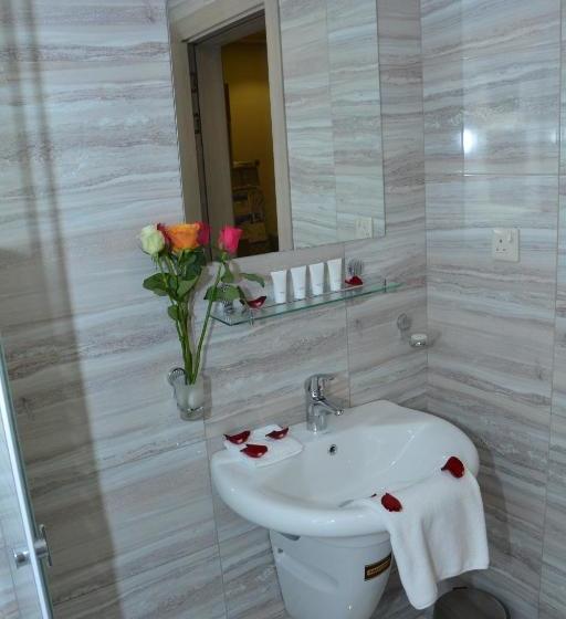 旅馆 The Lofts Kuwait Fintas