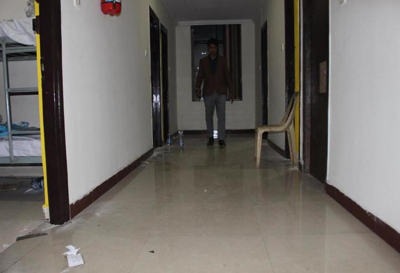 Awara Hostel & Dormitory