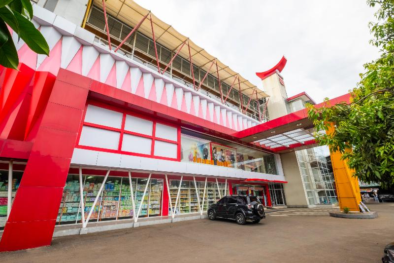 호텔 Capital O 1973 Guest House Toserba Selamat Syariah Pelabuhan Ratu