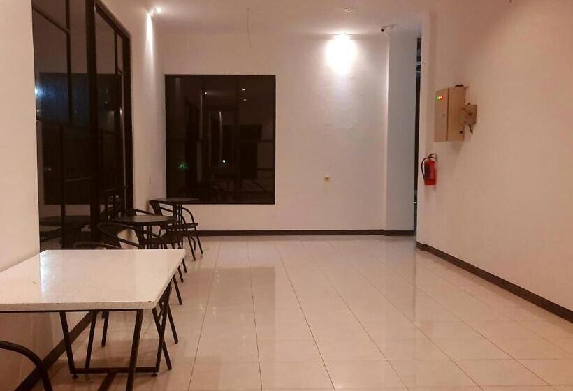 فندق Cozy Stay Kupang