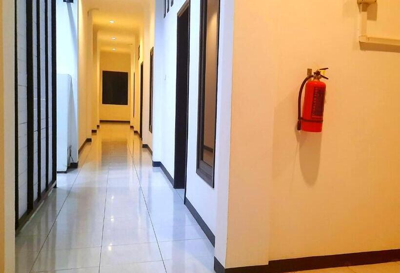 فندق Cozy Stay Kupang