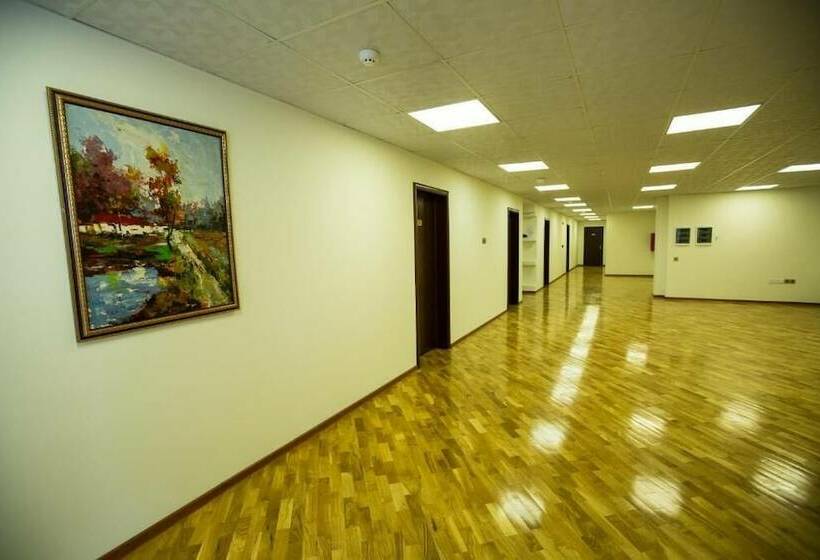 هتل Golden Moon Baku