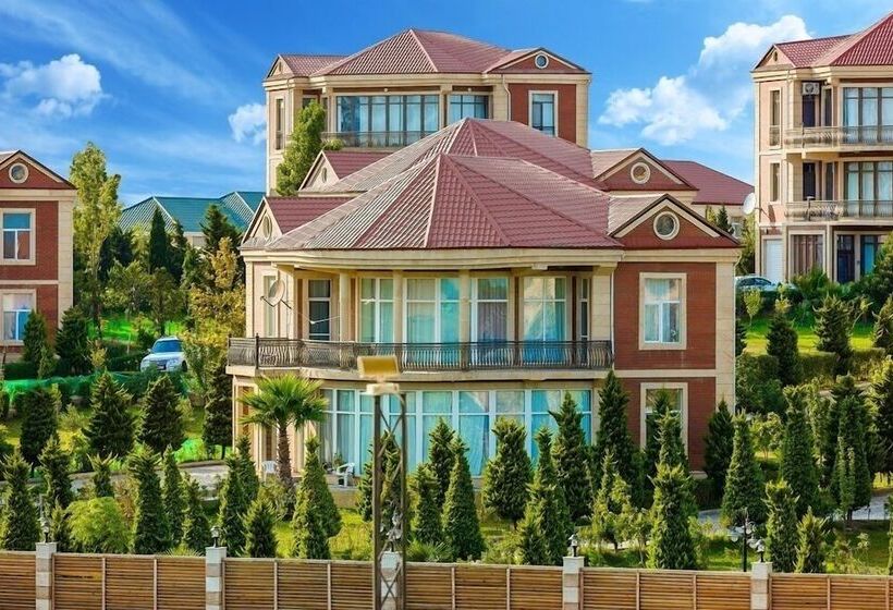 هتل Golden Moon Baku