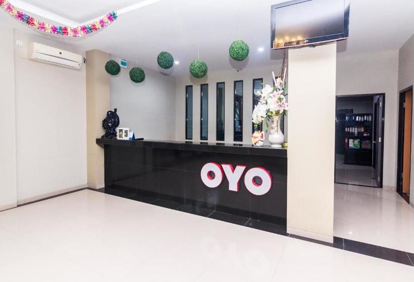 ホテル Capital O 1867 Kara Guest House