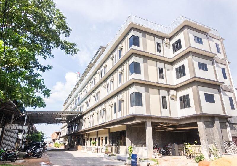 ホテル Capital O 1867 Kara Guest House