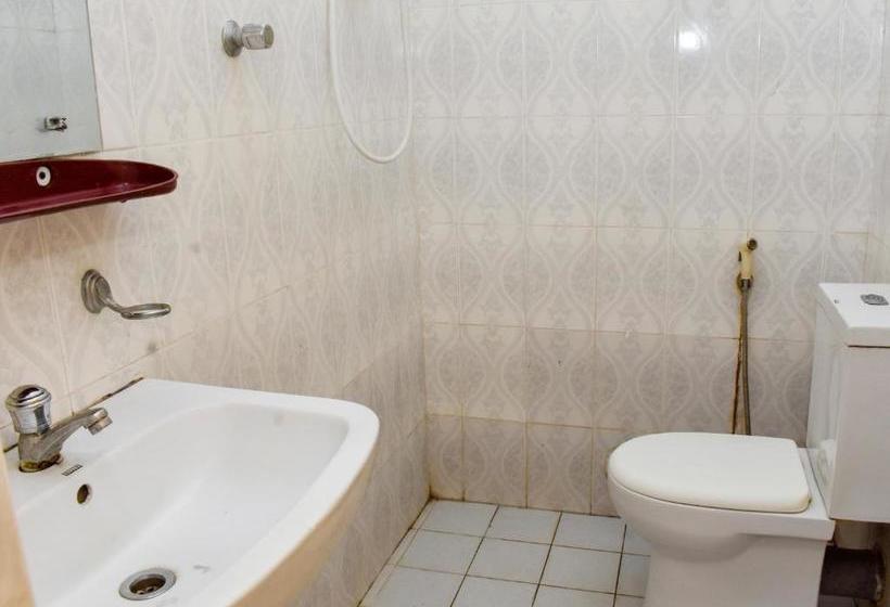 Отель Oyo 448  Absaras