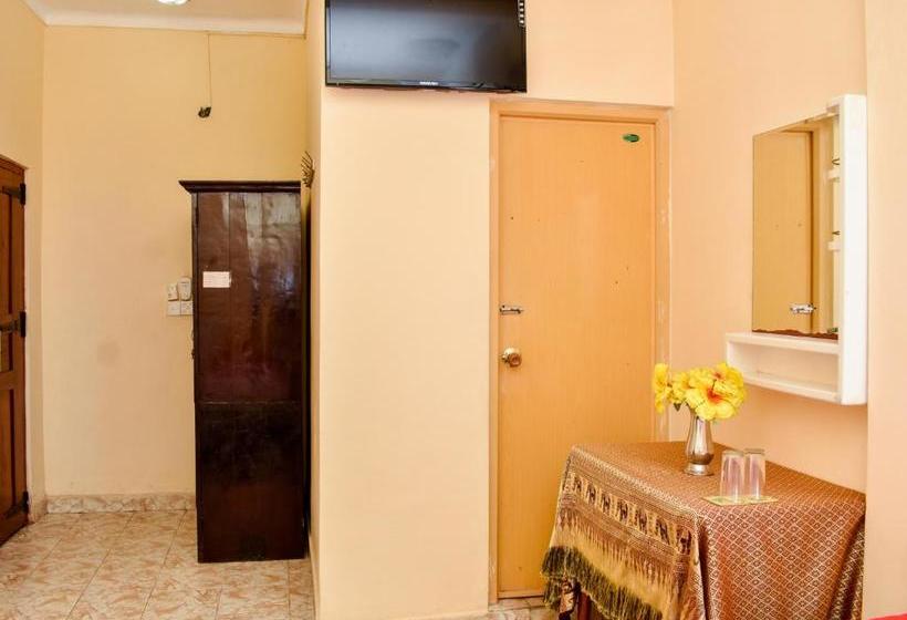 Отель Oyo 448  Absaras