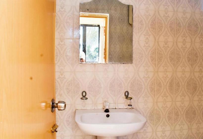 Отель Oyo 448  Absaras