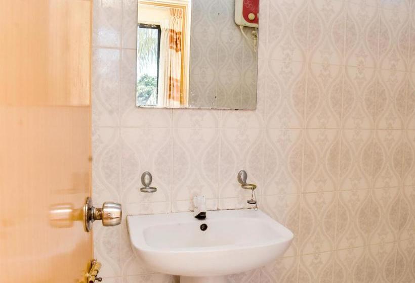 Отель Oyo 448  Absaras