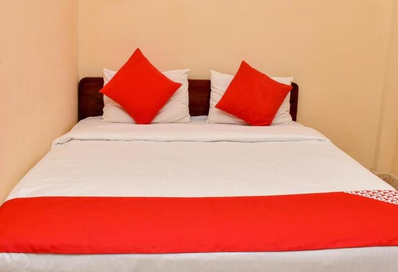 Отель Oyo 448  Absaras