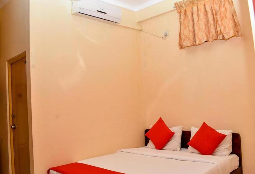 Отель Oyo 448  Absaras