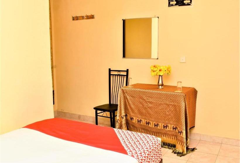 Отель Oyo 448  Absaras