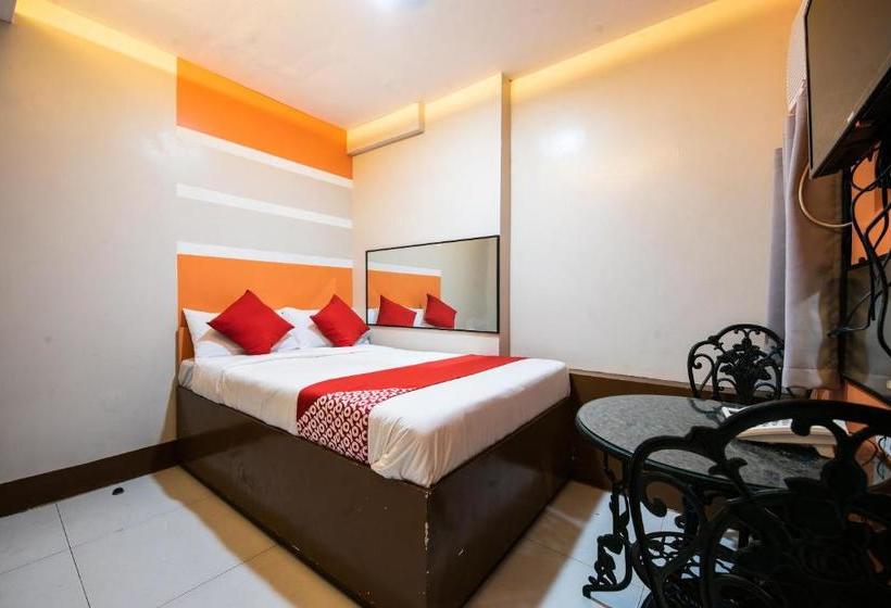 酒店 Oyo 475 Pearl Blossom