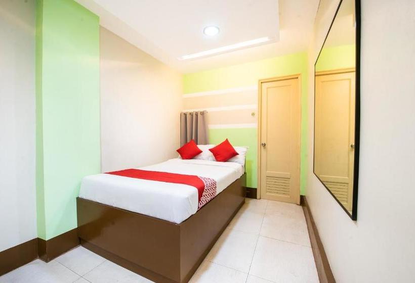 酒店 Oyo 475 Pearl Blossom