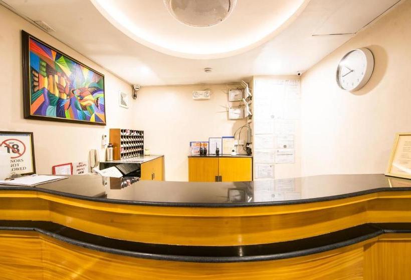 酒店 Oyo 475 Pearl Blossom