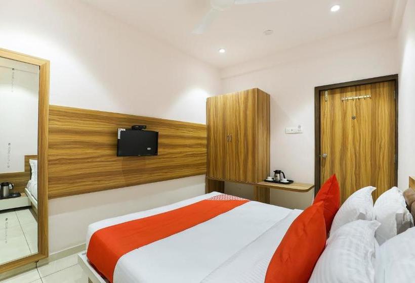 Hotel Oyo 48307  Majestic Somnath