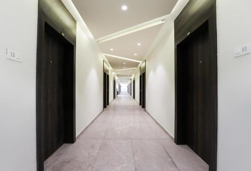 Hotel Oyo 48307  Majestic Somnath