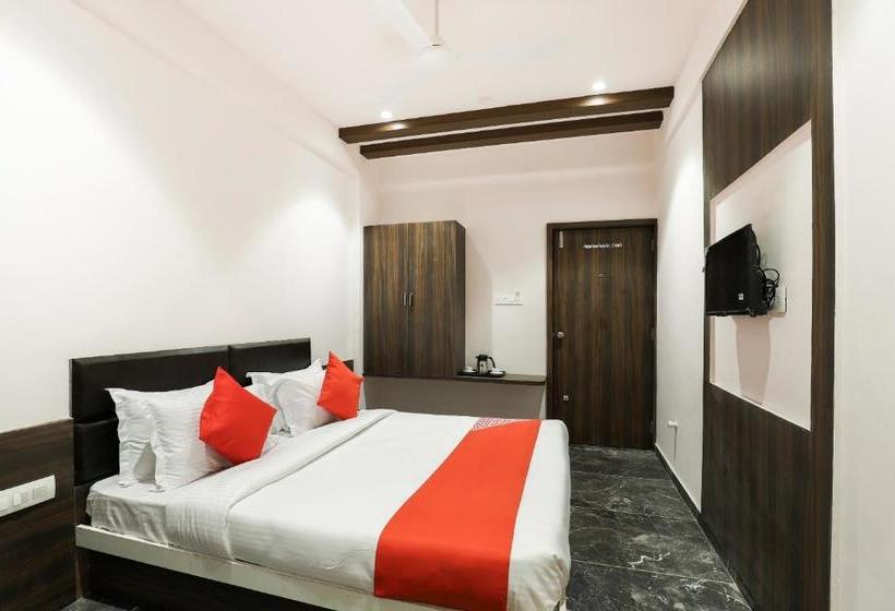 Hotel Oyo 48307  Majestic Somnath