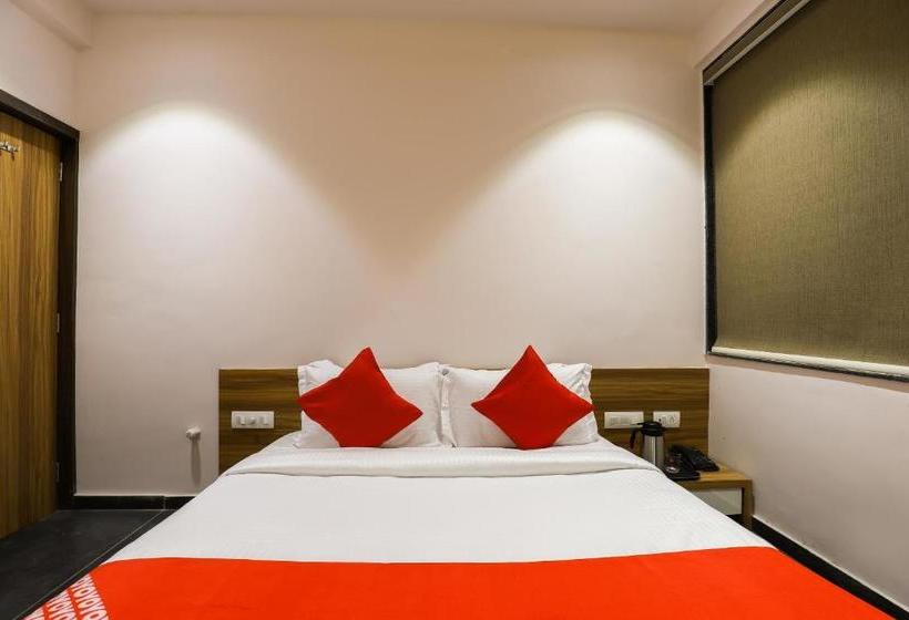 Hotel Oyo 48307  Majestic Somnath